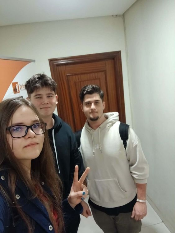 "Informatikai meló"