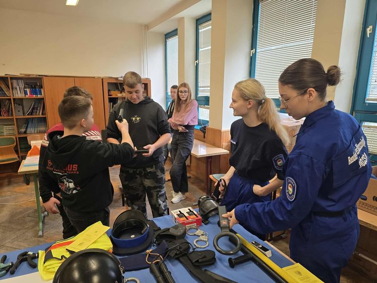 Solti Vécsey Károly Általános Iskola és AMI pályaorientációs nap
